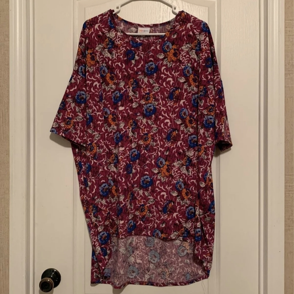 Women's Size XL LulaRoe Irma Tunic Top
